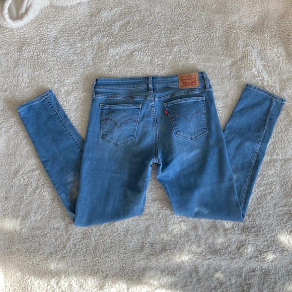 Women’s Levi’s jeans - Picture 2 of 7